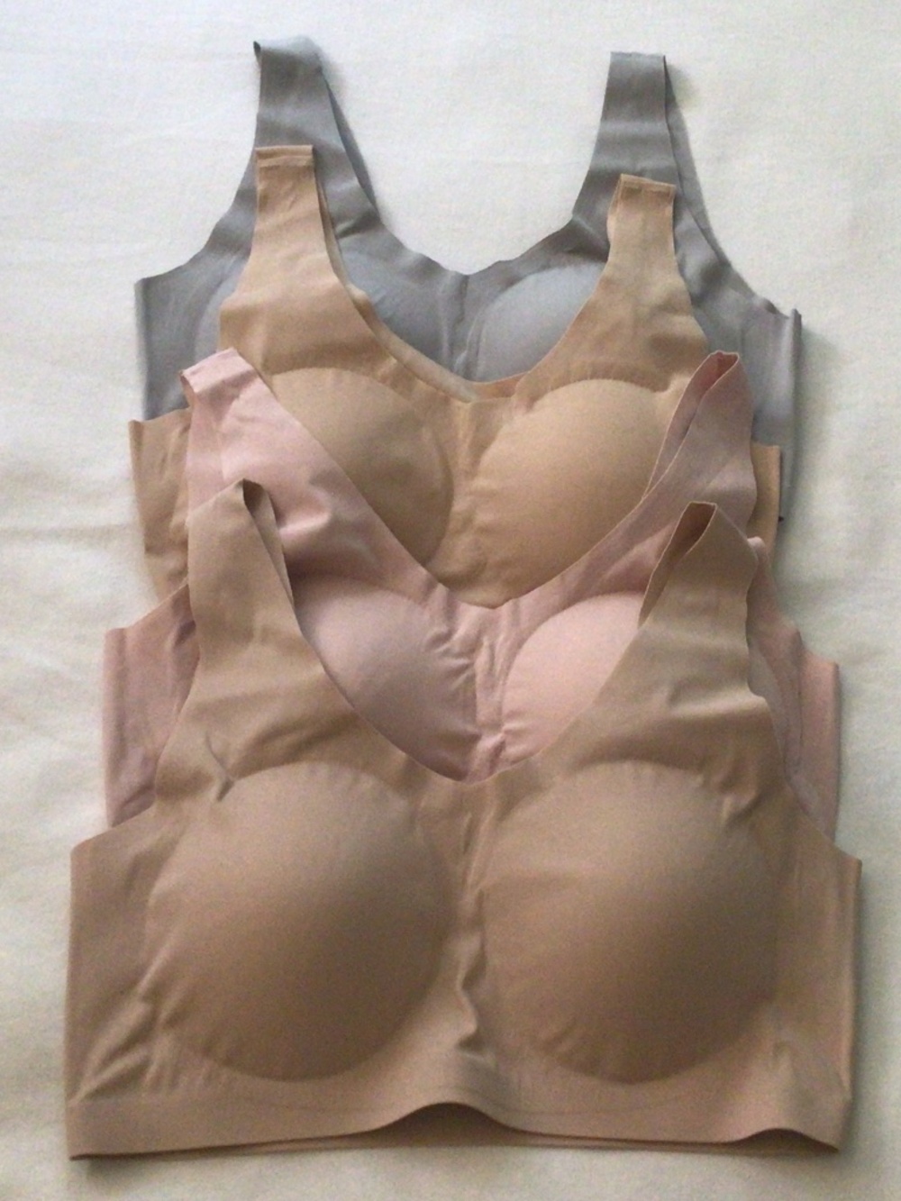 NWOT - 4 Piece Ultracomfort Seamless Sports Bras